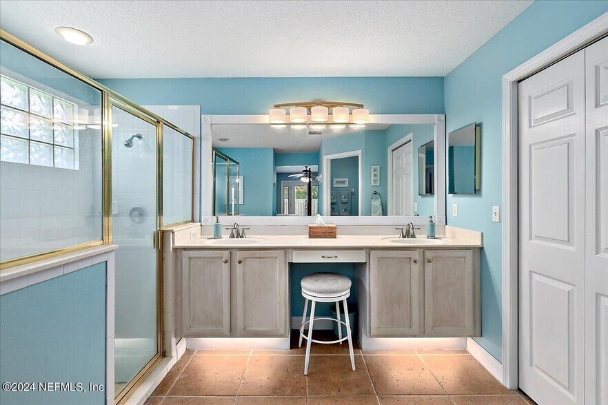 Building Photo - 2884 St Maarten Ct