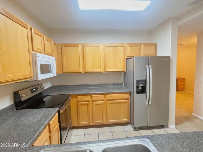 Building Photo - 20100 N 78th Pl