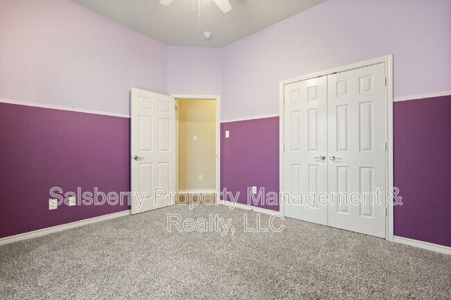 Building Photo - 9313 Bayard St