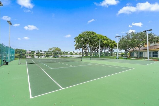 Building Photo - 1883 Oak Berry Cir