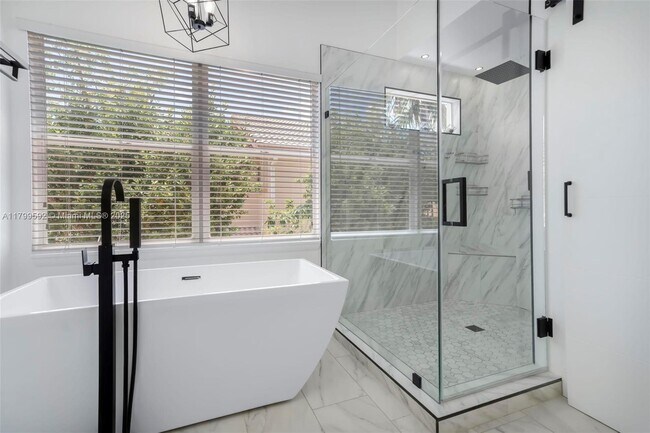 Building Photo - 5050 Greenwich Preserve Ct