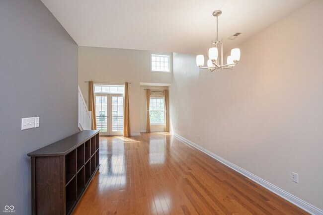 Building Photo - 517 N Park Ave