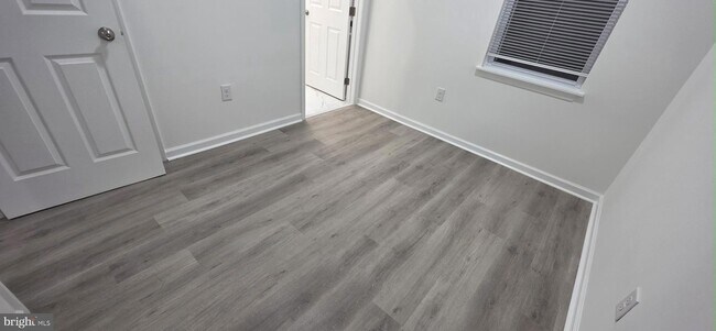 Building Photo - 2233 N 16th St