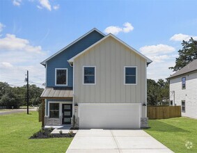 Building Photo - 745 20th St