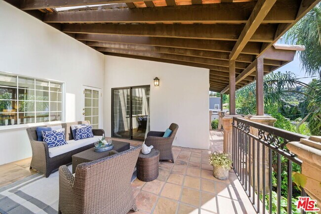 Building Photo - 4115 Laurelgrove Ave