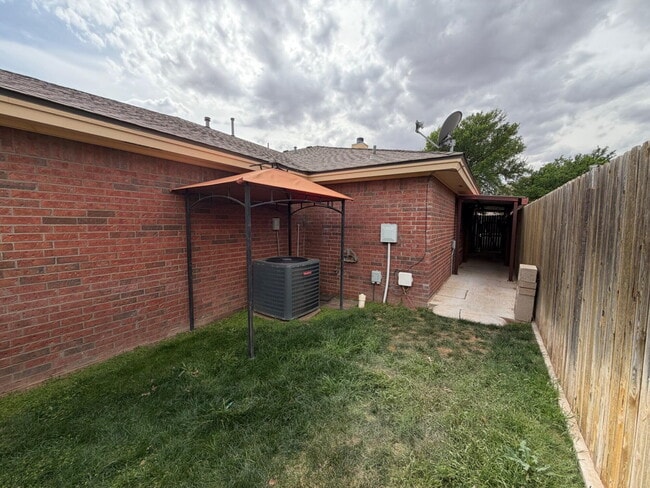 Building Photo - 9715 Joliet Ave