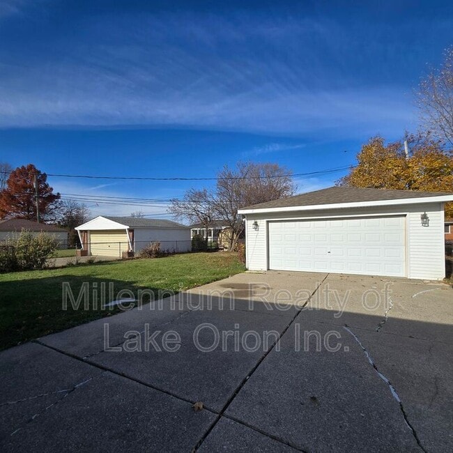 Building Photo - 11539 Hanford Dr