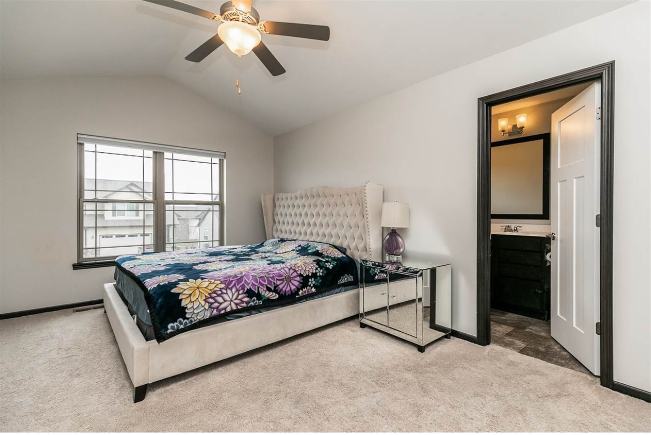 Primary bedroom - 442 Watts Ct