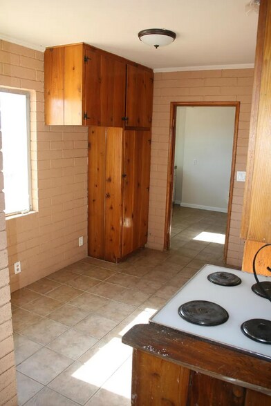 Building Photo - 21049 Ocotillo Way