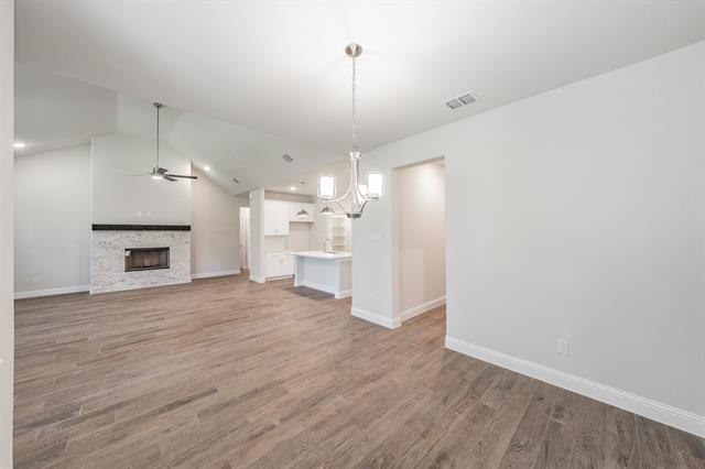 Building Photo - 241 Gardenia Dr