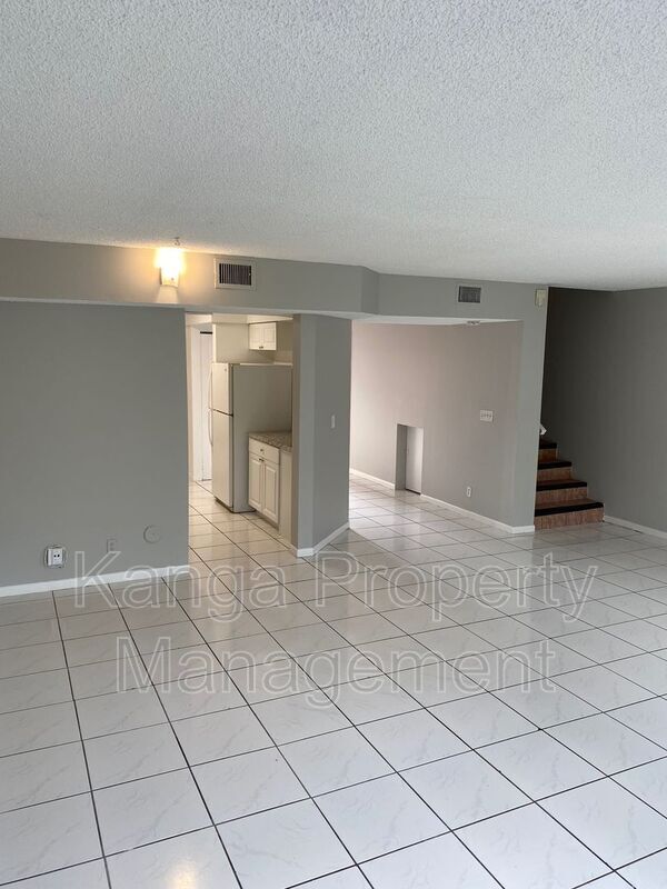 Building Photo - 11405 NW 35th St