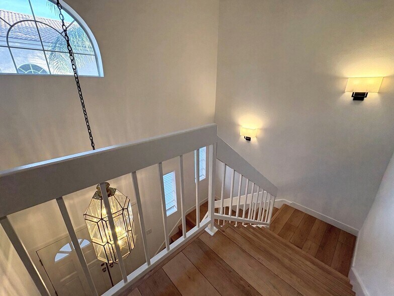 Building Photo - 5200 White Oak Ave