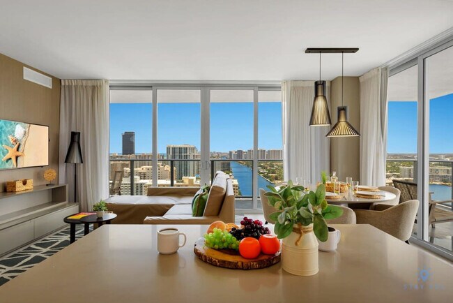 Building Photo - 4010 S Ocean Dr