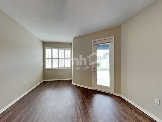 Building Photo - 767 Planters Manor Way