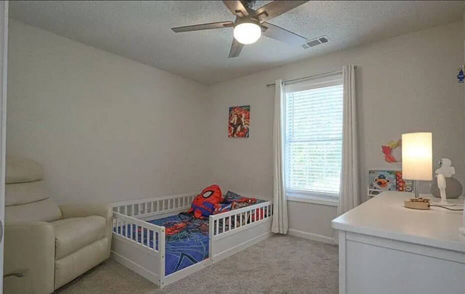 Building Photo - 354 Shoal Ct