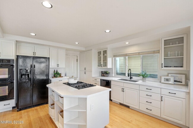 Building Photo - 6186 Squires Ln