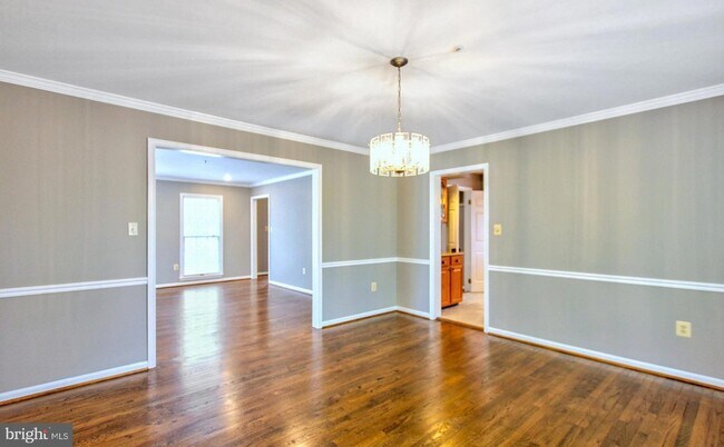 Building Photo - 18414 Garner Ln