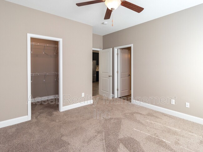 Building Photo - 509 Broadberry Ave