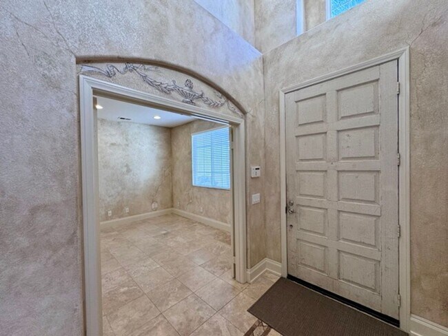 Building Photo - Stunning expansive 3 Bedroom Redhawk Home with Office, Loft & Pool/Spa!