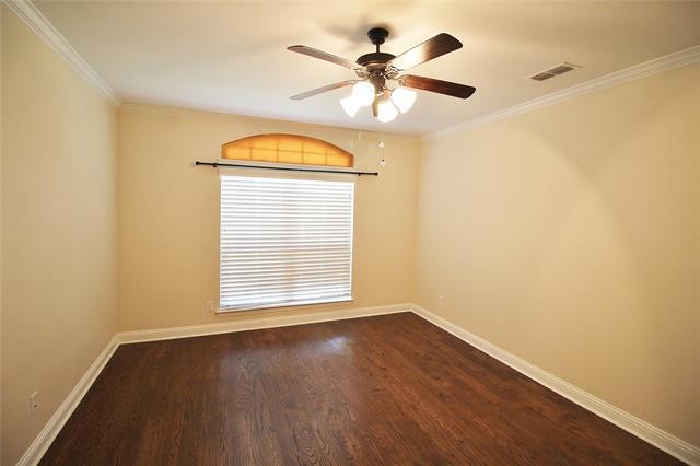 Building Photo - 1713 Fair Oaks Ln