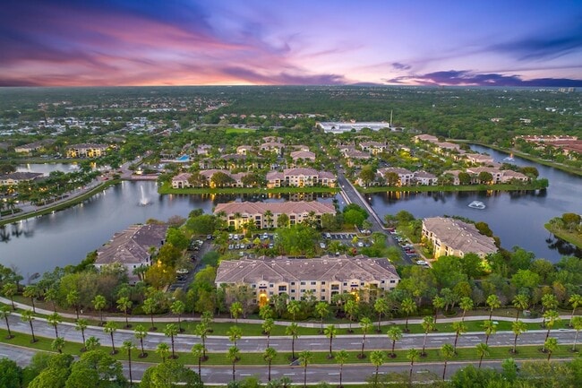 Building Photo - 2805 Veronia Dr