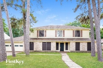 Building Photo - 18111 Fireside Dr
