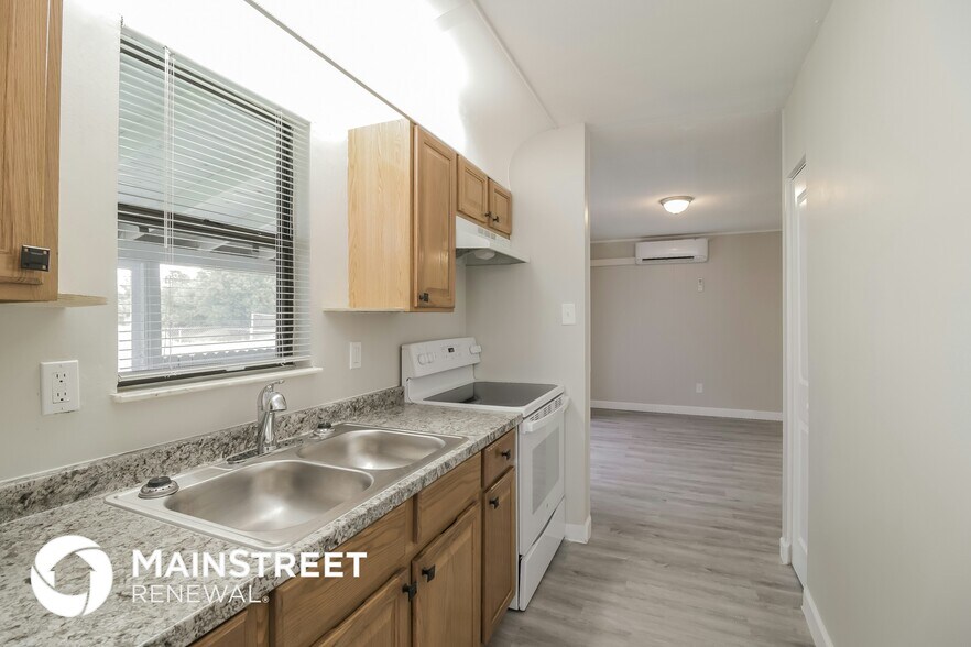 Building Photo - 4409 Cepeda St