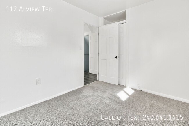 Building Photo - 112 Alview Terrace