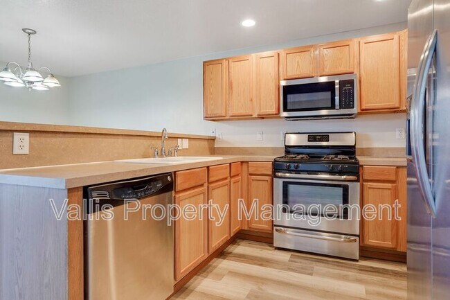 Building Photo - 4422 Remington Pl NE
