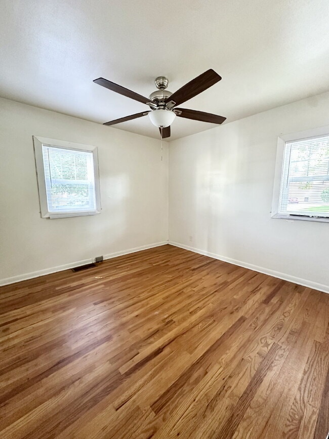 Building Photo - "Charming 1-Bedroom Haven in Cheyenne's He...