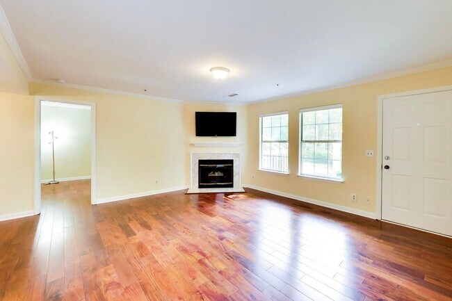 Building Photo - 10823 Hampton Mill Terrace