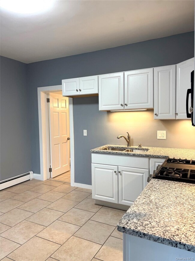 Building Photo - 558 Locust Ave