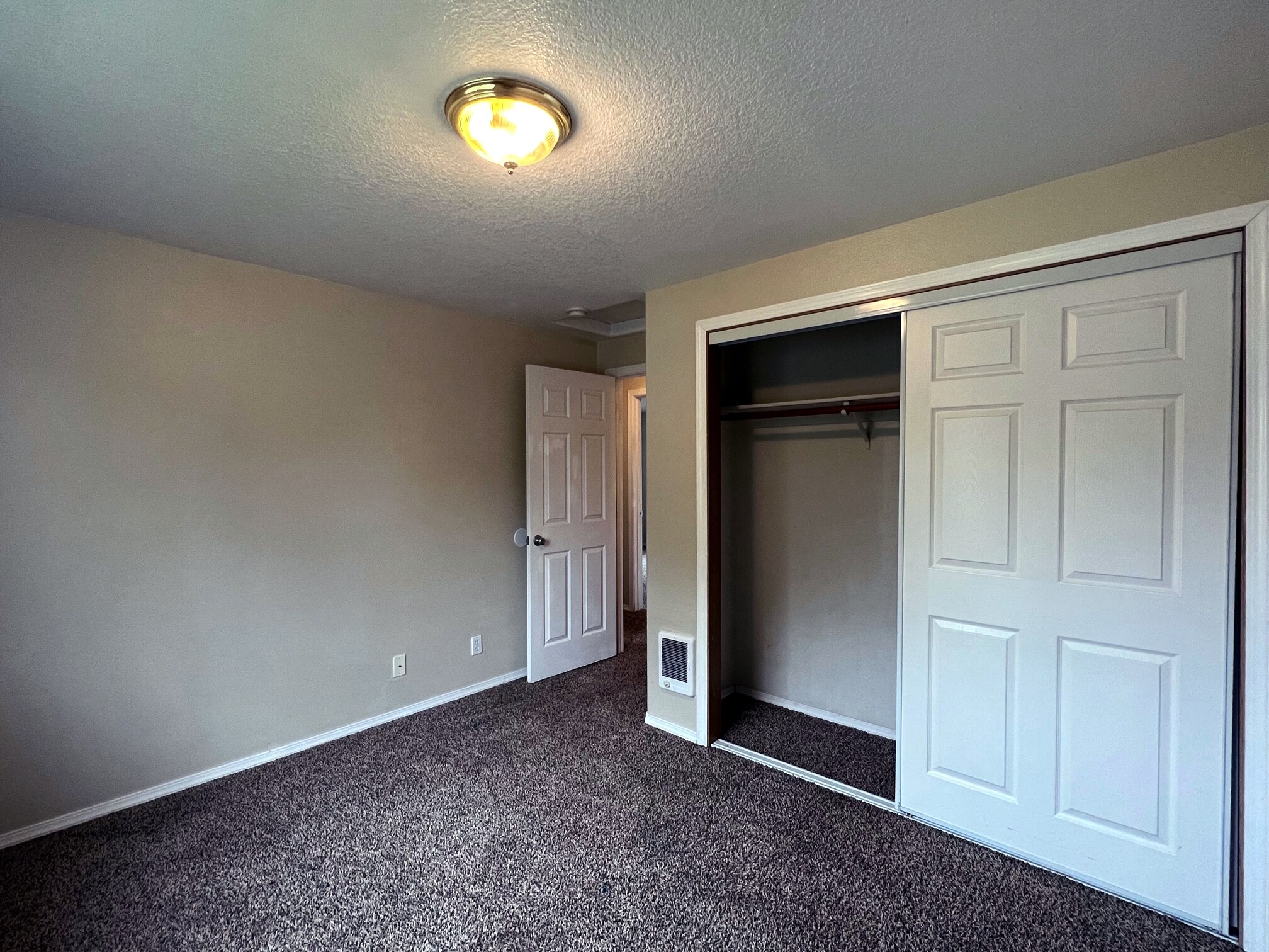 Building Photo - 1041 8th Ave