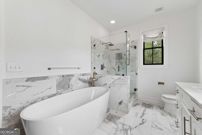 Building Photo - 98 Middle St