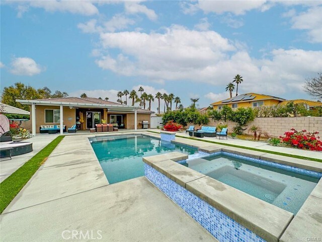 Building Photo - 68185 Durango Rd