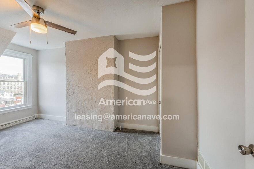 Building Photo - 835 Steuben St