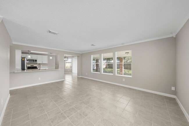 Building Photo - 21619 Knightsbrook Ln