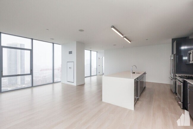 Building Photo - 330 W Grand Ave