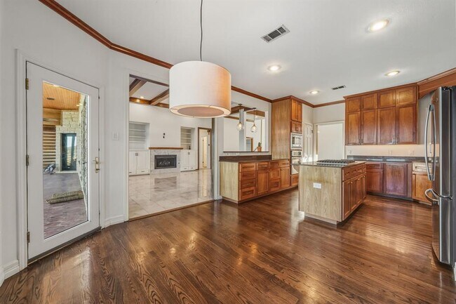 Building Photo - 5836 Westslope Dr