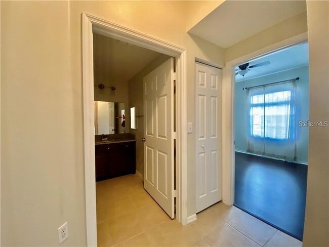 Building Photo - 5655 Bentgrass Dr