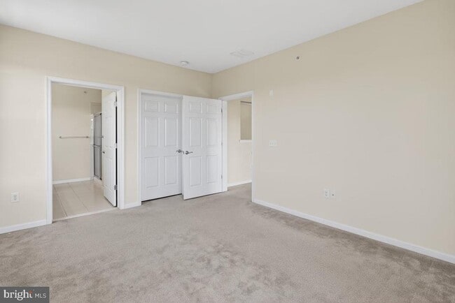 Building Photo - 1447 Sierra Dr