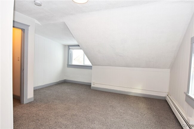 Building Photo - 137 Genesee St