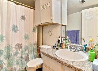 Bathroom - 2401 Leon St
