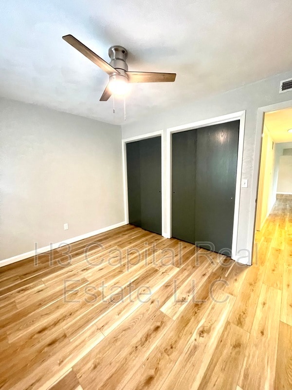 Building Photo - 130 Brookview Dr