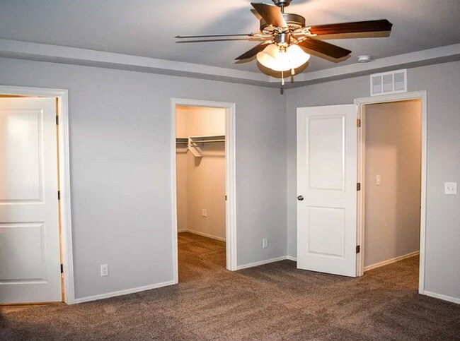 Building Photo - Your new home in Stone Horse is waiting for you! Come see this beautiful 3 bedroom, 2 bath home!