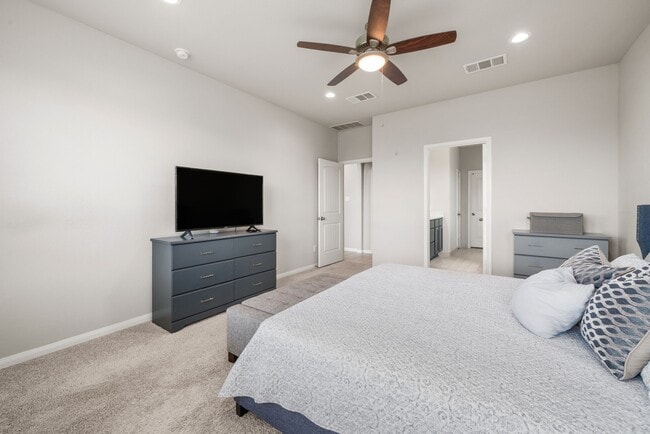 Building Photo - 60 Indian Wells Dr