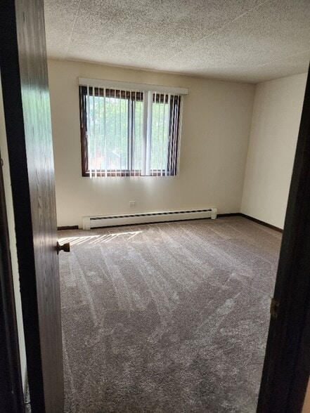 Building Photo - 9845 Cordoba Ct