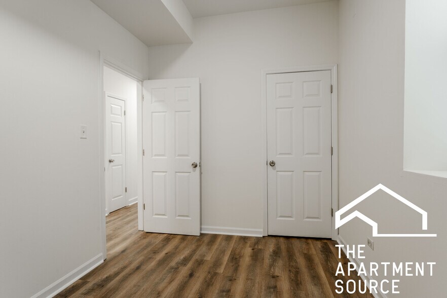 Building Photo - 2112 N Campbell Ave