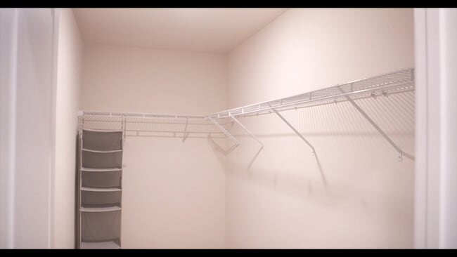 Building Photo - 1023 Klick Way