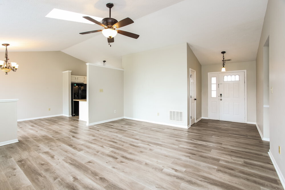 Building Photo - 8165 Shortleaf Ct